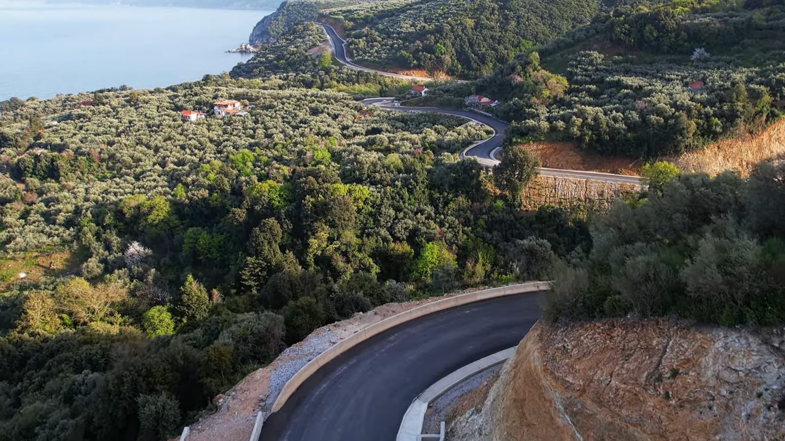 Άφαντοι 6 τόνοι πετρελαίου από ρεζερβουάρ μηχανημάτων 